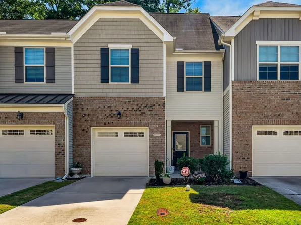 1115 Contessa Dr, Cary, NC 27513