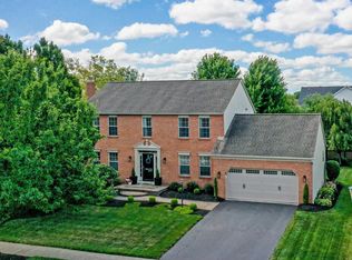 5463 Old Creek Ln, Hilliard, OH 43026