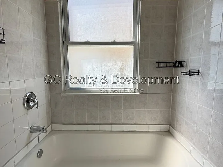 616 Elgin Ave #1 — Photo 12