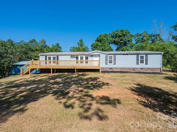 1143 Cheyenne Oaks Dr, Claremont, NC 28610