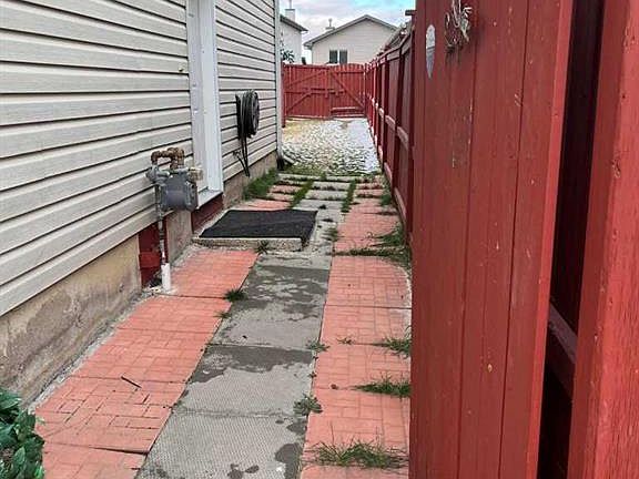 5th image of 50 W Tarawood Ln NE