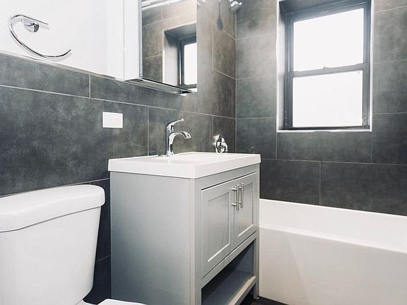 3rd image of 4456 N Kedzie Ave #58F