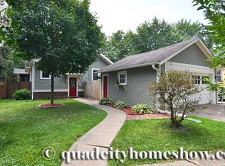 1118 25th Avenue Ct, Moline, IL 61265