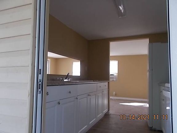 4th image of 2701 34th St N #101