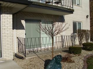 10936 Kilpatrick Ave APT 1D, Oak Lawn, IL 60453