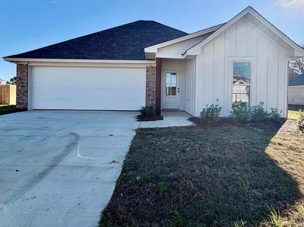 561 Patrick Farms Dr, Pearl, MS 39208