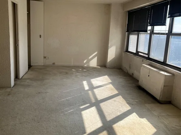 1020 Grand Concourse #23T, Bronx, NY 10451