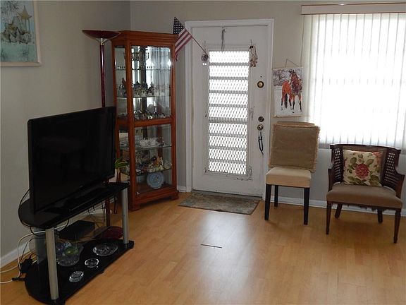 5th image of 4031 Berkshire B #4031