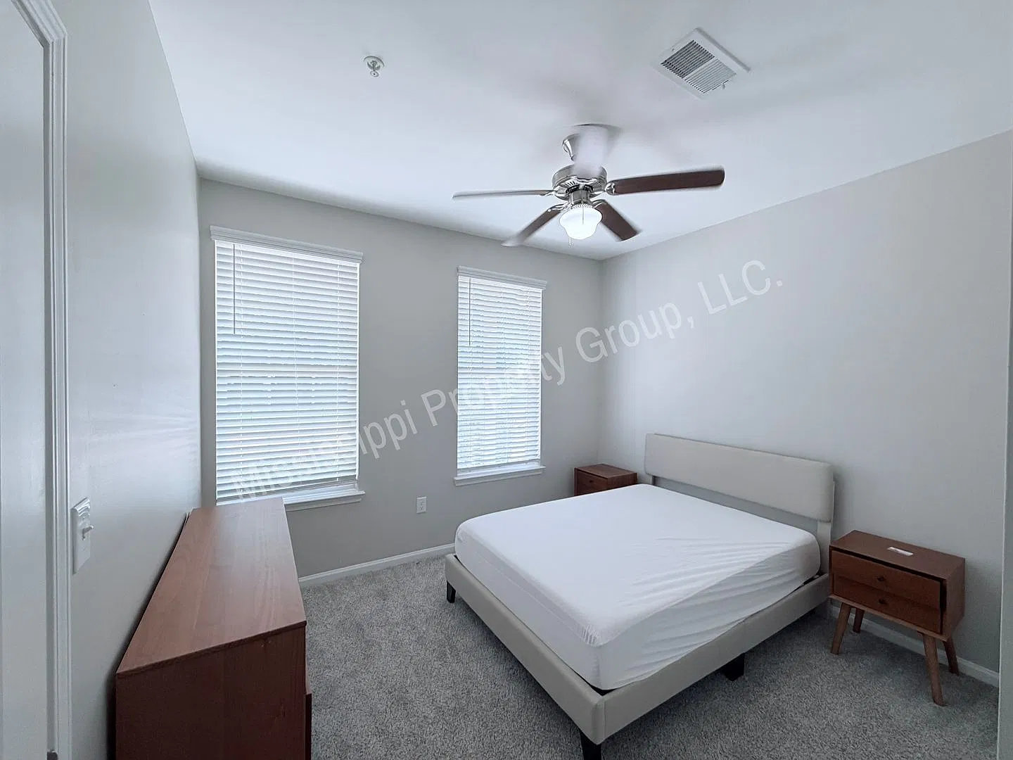 4BR/4BA For Rent — Photo 3