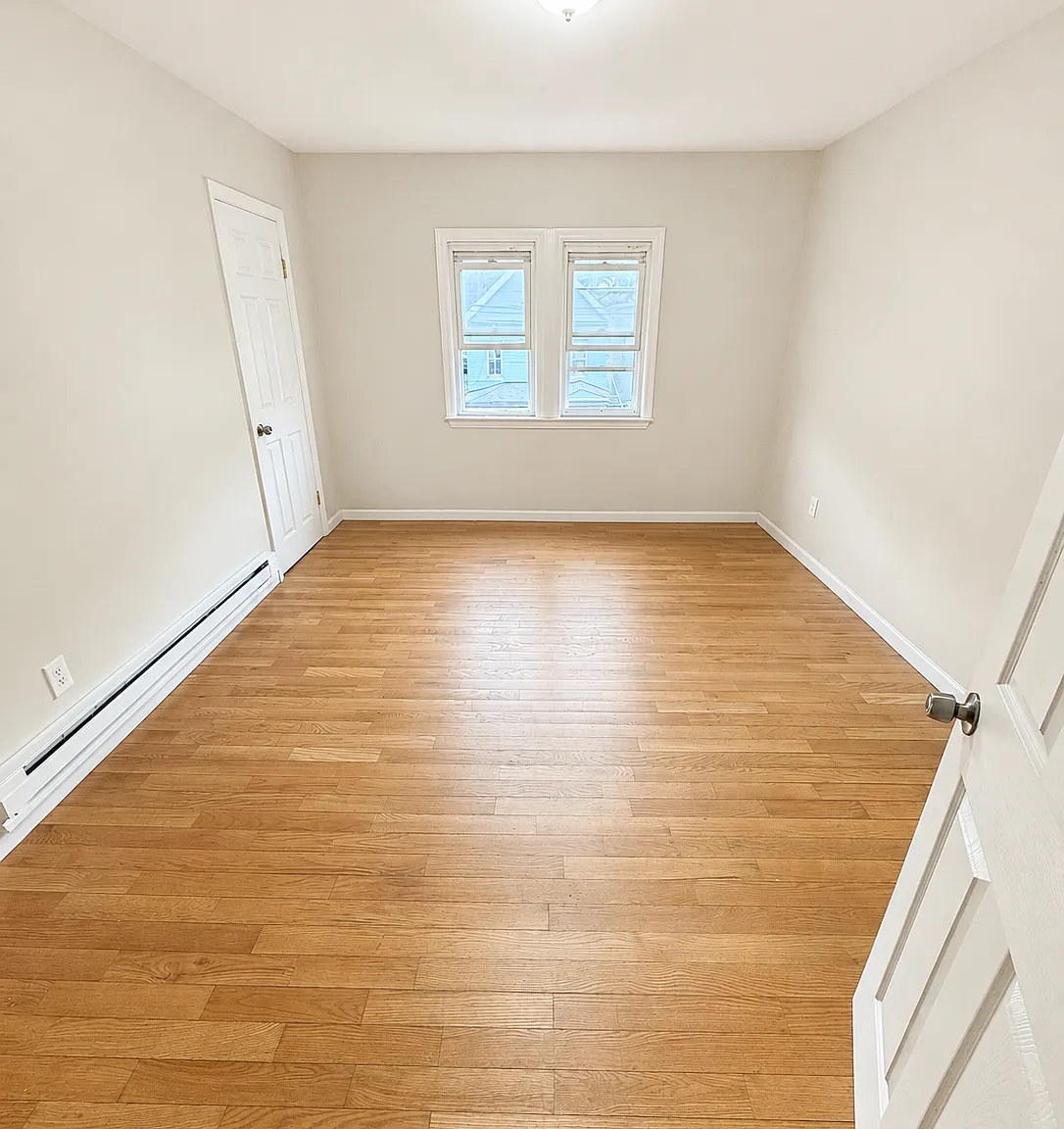 2 bed, 675 sqft, $1,775 — Photo 2