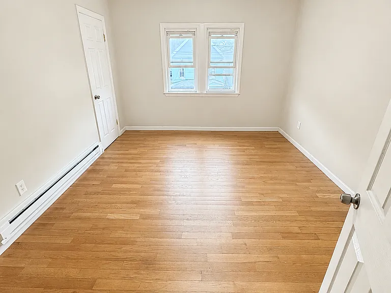 86 Stuyvesant Ave #3 — Photo 2