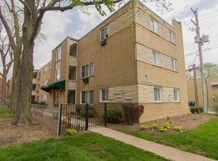 1020 Washington Blvd APT 1D, Oak Park, IL 60302