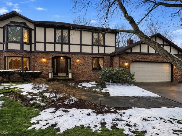 4049 Alvacardo St, Canfield, OH 44406