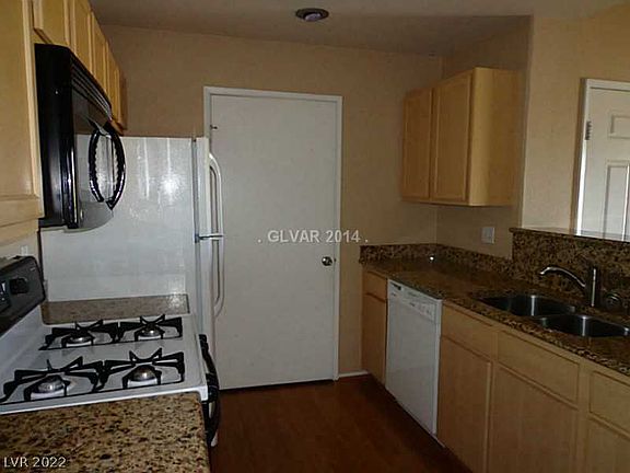 5th image of 950 Seven Hills Dr APT 125