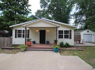201 Willowbrook Ave, Tyler, TX 75702