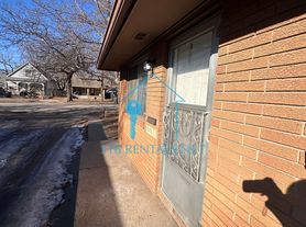 1506 N Waco Ave