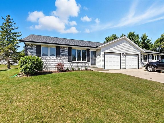 4th image of 414 Keno Cir