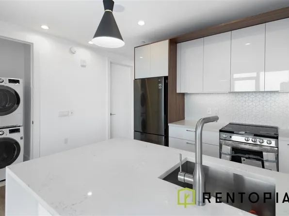 224 East 135th Street image 1 of 16