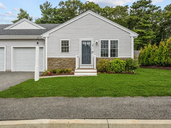 22 Ocean Walk Dr #22, Plymouth, MA 02360