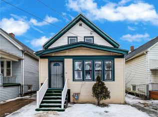 53 Roslyn St, Buffalo, NY 14211