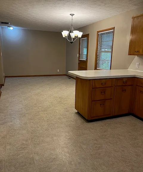 2545 S Nettleton Ave — Photo 13