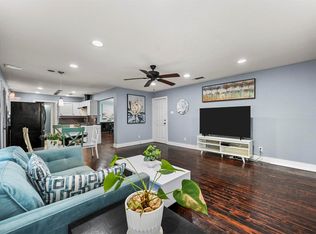 718 Collins Dr, Irving, TX 75060