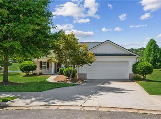 68 Watersedge Ct, Jefferson, GA 30549
