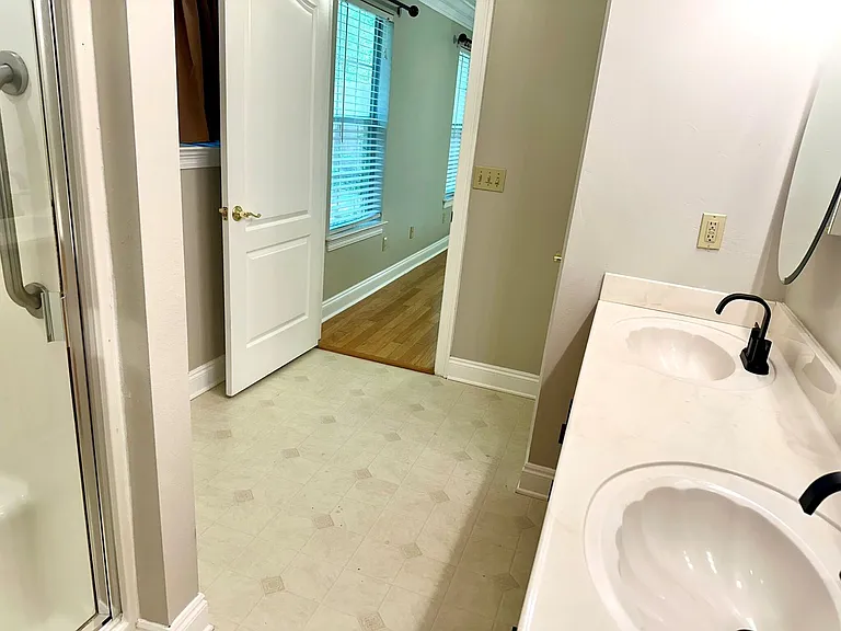 9837 Mobile Hwy — Photo 11