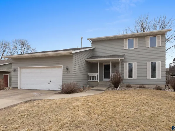 3103 E 52nd St, Sioux Falls, SD 57103