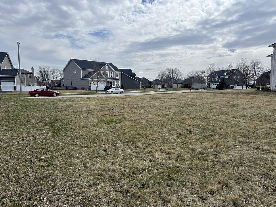 2nd image of 24723 Sleepy Hollow Ln