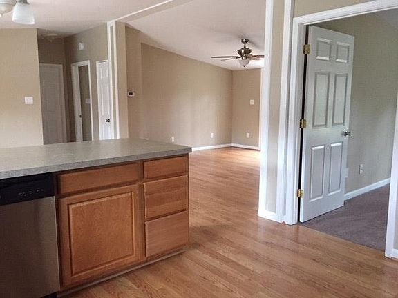 Open Floor Plan into Kitchen, Breakfast Nook and Living Room