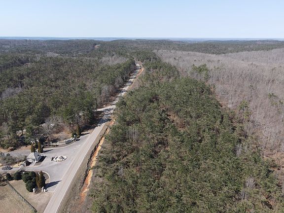 2nd image of 3 Pyburn Dr