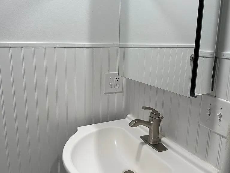 20 Adams St #3 — Photo 7