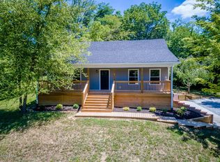 6217 Osage Rd, Crestwood, KY 40014