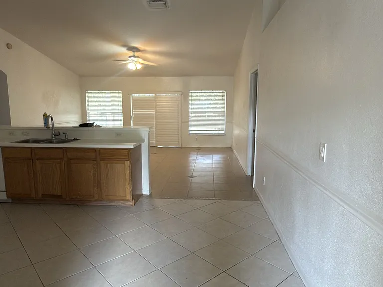 8435 103rd Ave — Photo 5