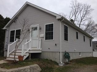 5 Summer St, Fairhaven, MA 02719
