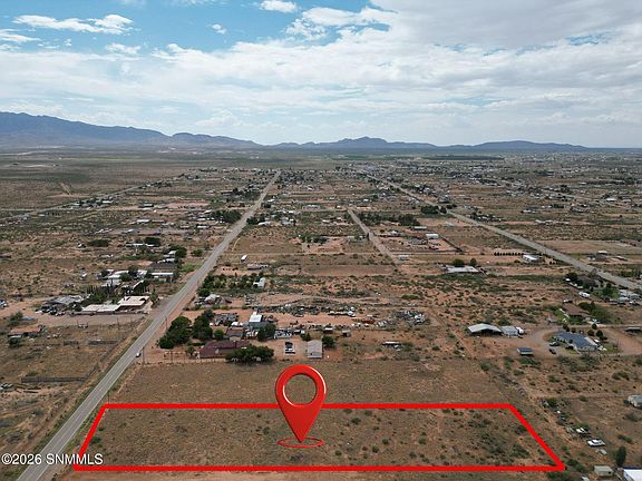 4th image of 568 E Oasis Dr