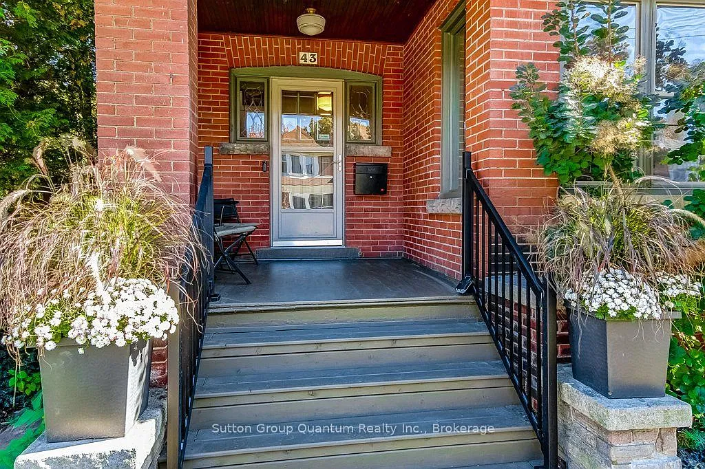 4 bed, $3,400 — Photo 4