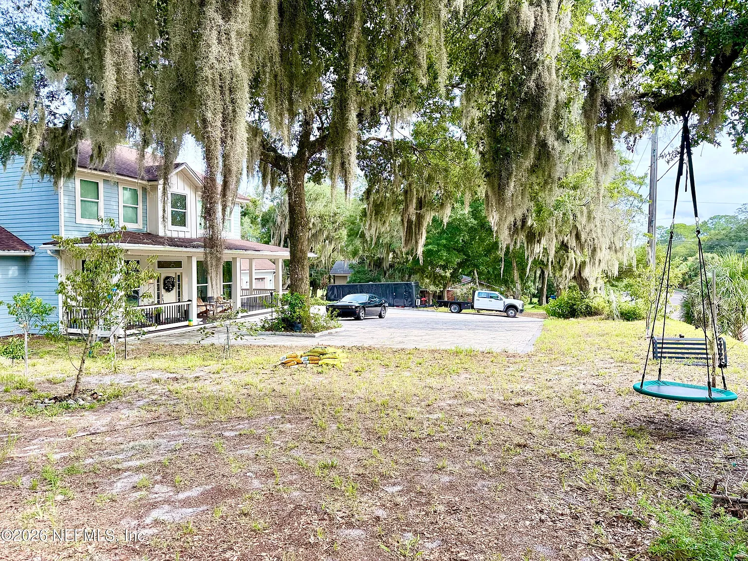 3 bed, 2.5 bath, 2484 sqft, $4,500 — Photo 4