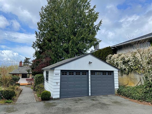 2 car garage (can be used for cars and/or storage)