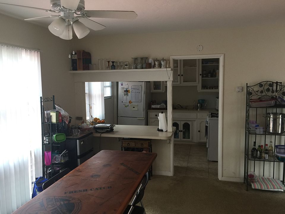 2nd image of 6089 Portobelo Ct
