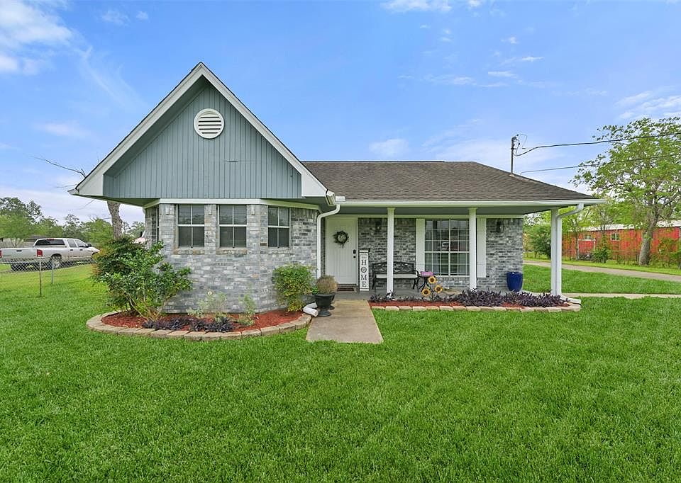 1st image of 16706 Bear Bayou Drive