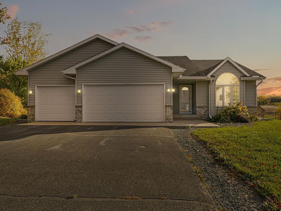 1st image of 1013 Sunrise Ln