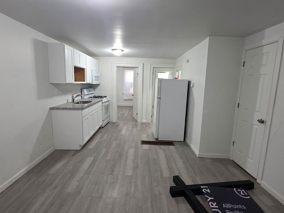 1st image of 72 Daggett St Unit 1