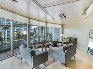 690 SW 1st Ct APT 501, Miami, FL 33130