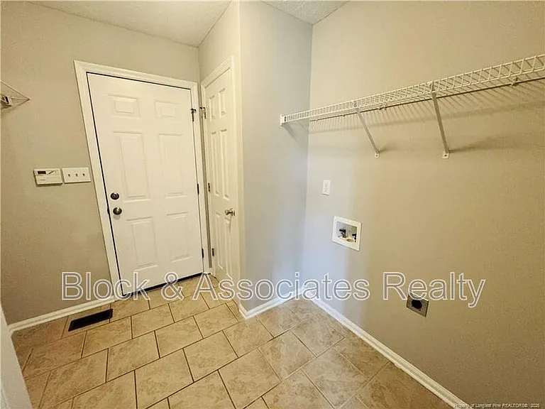 109 Vail Ct — Photo 13