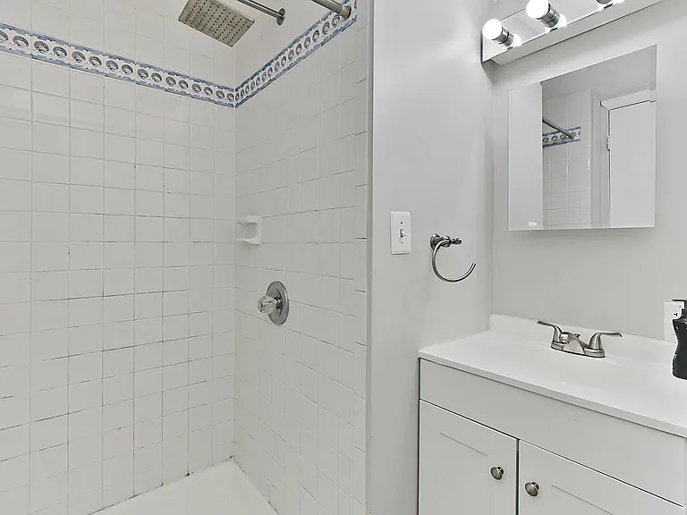 7844 Snead Ln — Photo 16