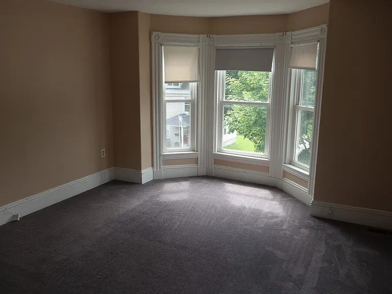 109 Kenduskeag Ave — Photo 7