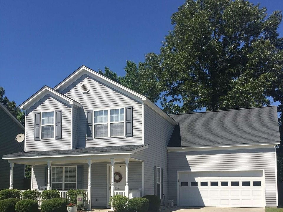 1st image of 142 Hester Woods Dr
