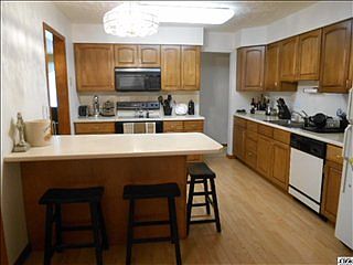4th image of 452 S Scotty Dr